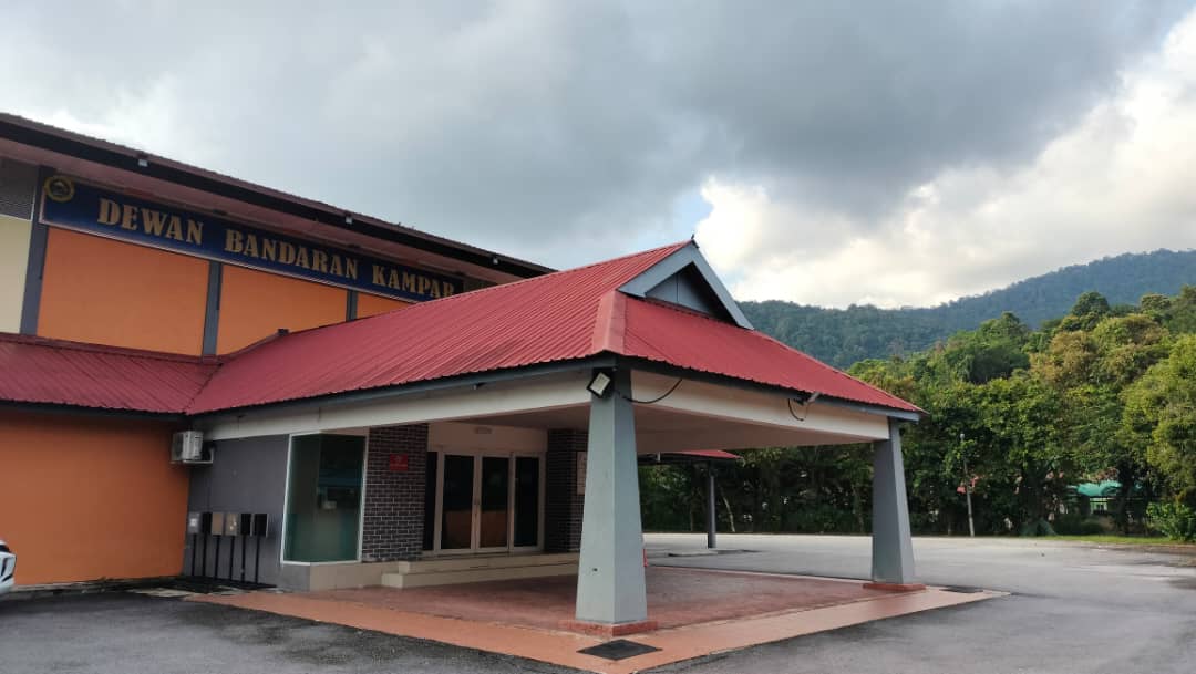 DEWAN BANDARAN KAMPAR