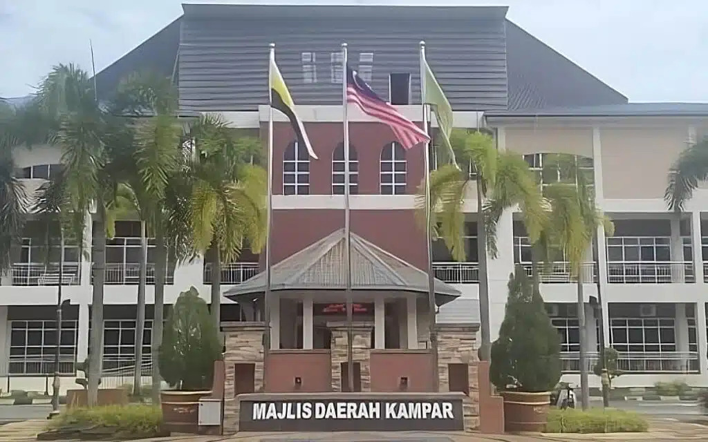 AUDITORIUM MAJLIS DAERAH KAMPAR